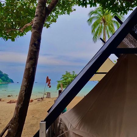 Hotel Juita Glamping Perhentian Island Kampung Kuala Besut Esterno foto
