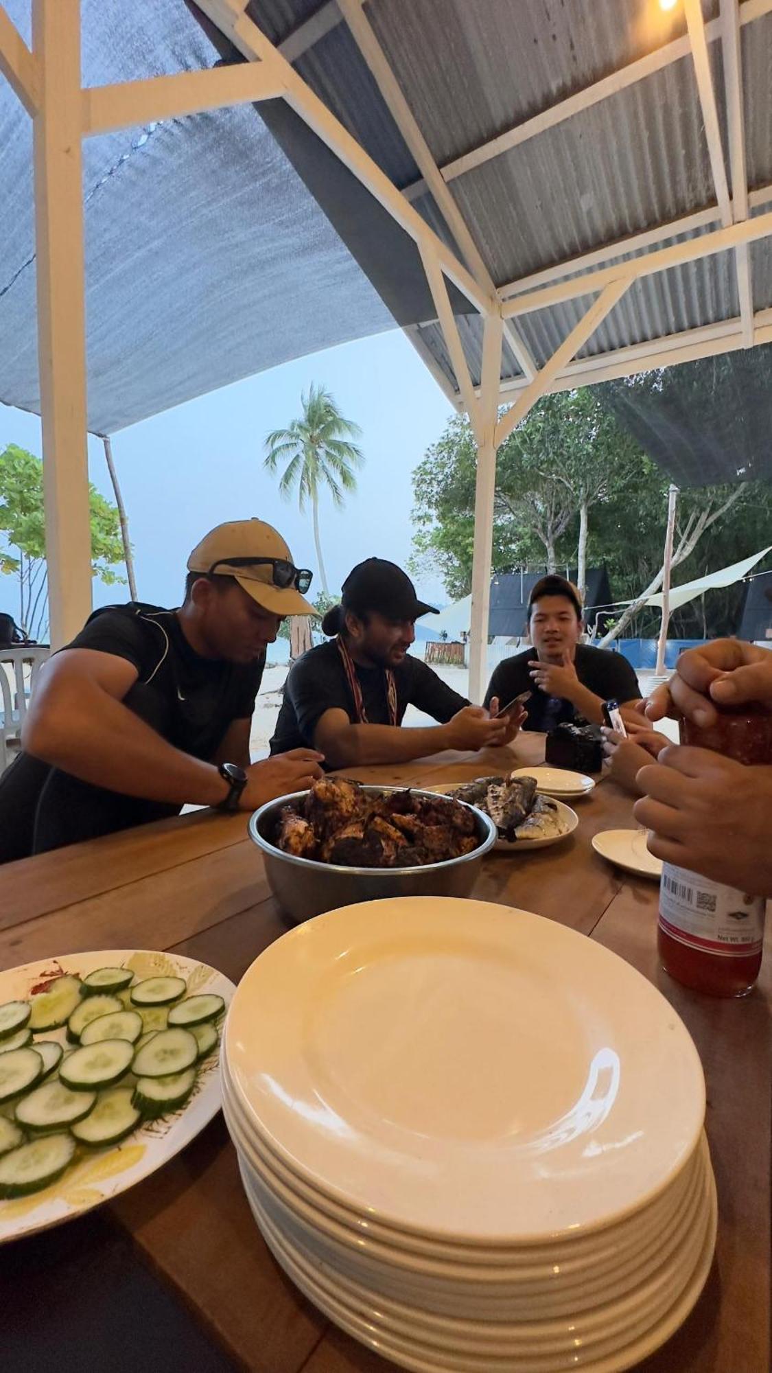 Hotel Juita Glamping Perhentian Island Kampung Kuala Besut Esterno foto