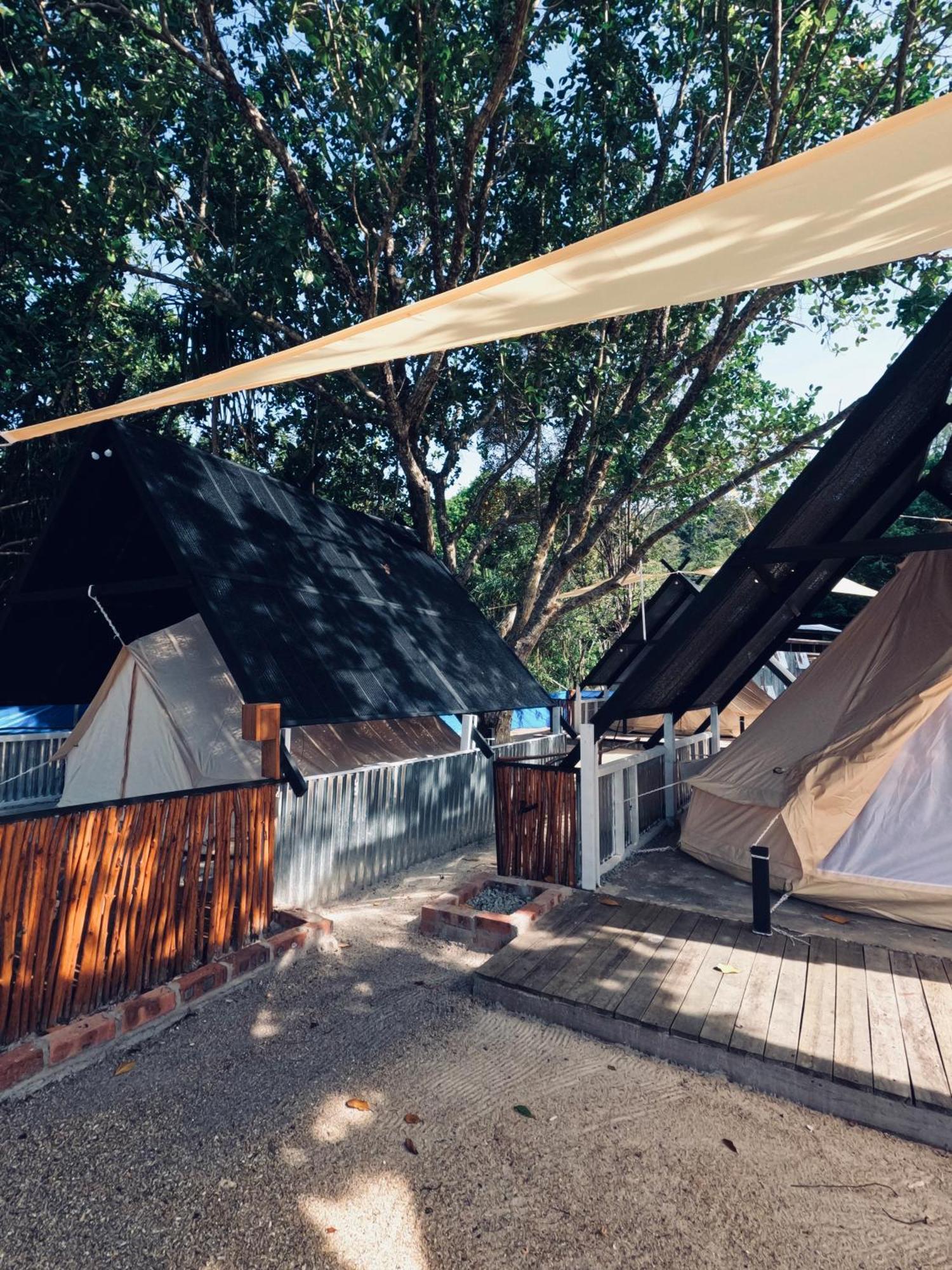 Hotel Juita Glamping Perhentian Island Kampung Kuala Besut Esterno foto