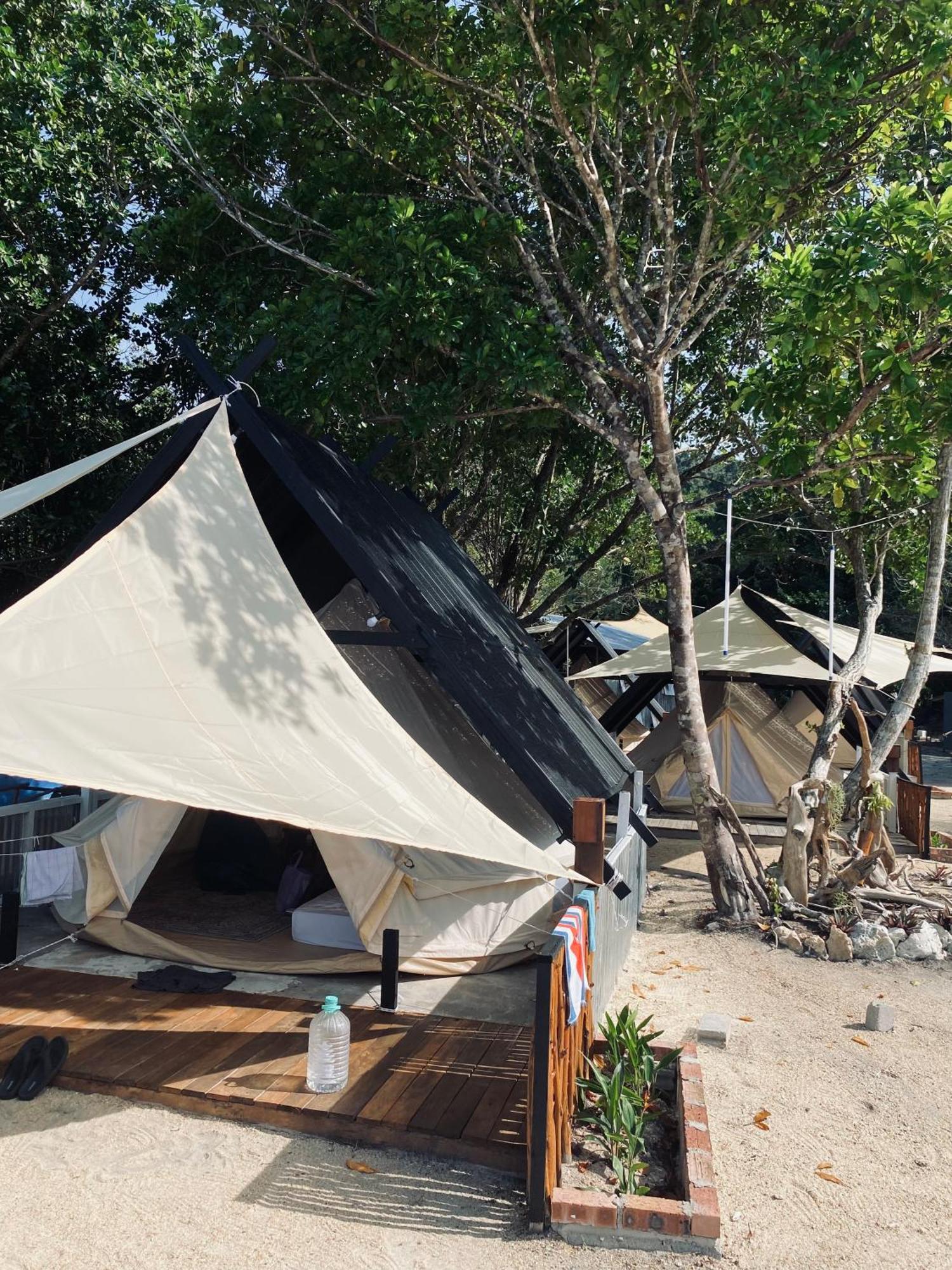 Hotel Juita Glamping Perhentian Island Kampung Kuala Besut Esterno foto